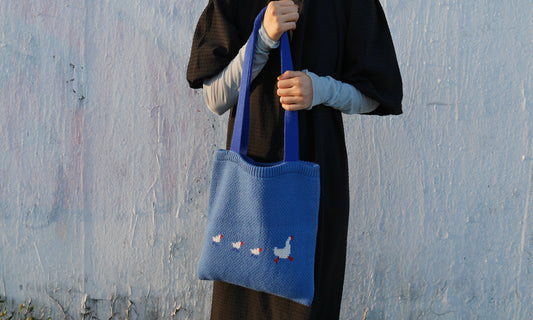 Knit bag | Swan Lake.