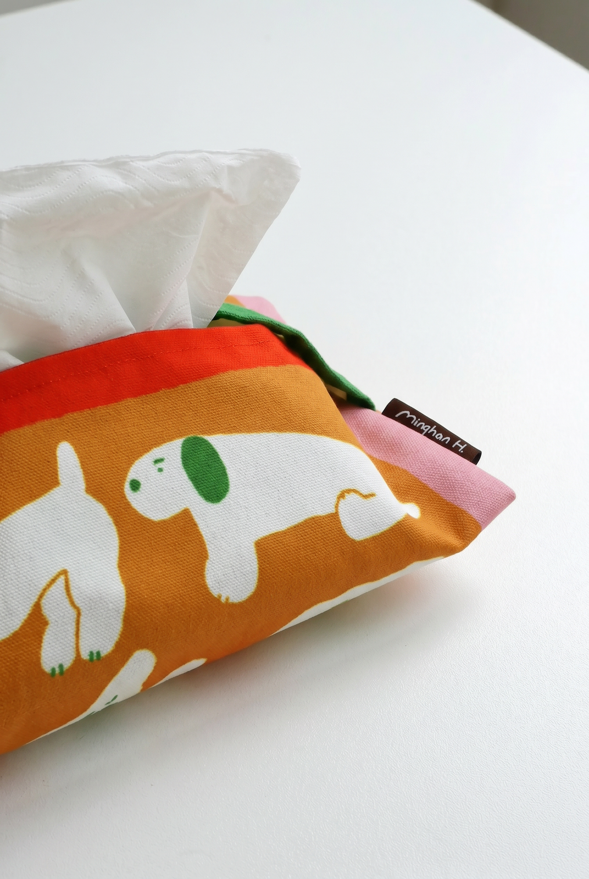 【Minghan H. ✕ cloth-goods】Fluffy Dogs：Faux Linen Tissue Box Cover