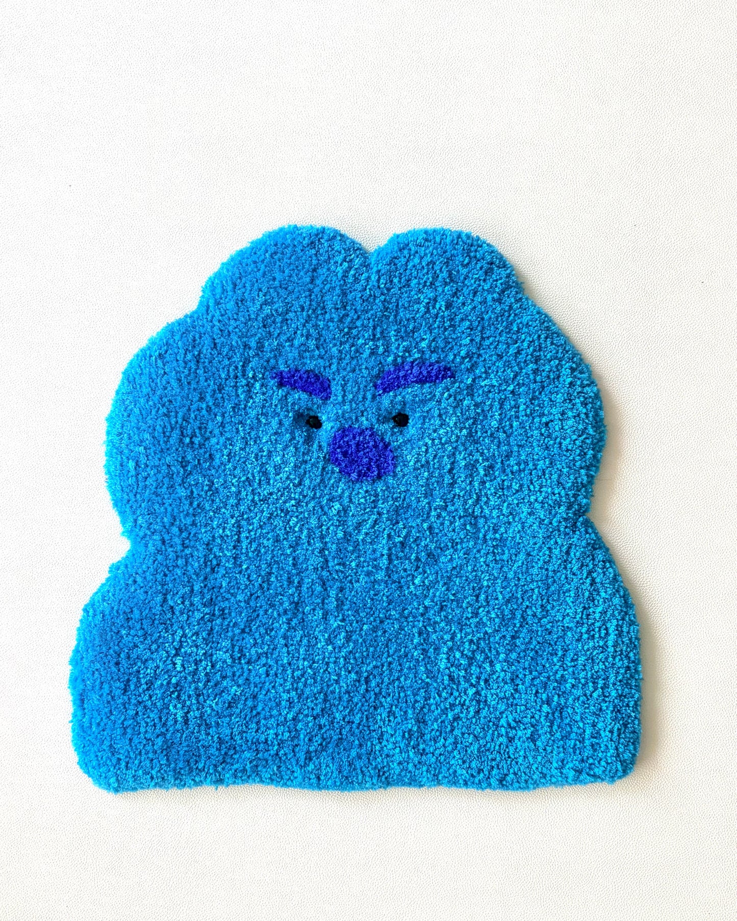 Tufting | Blue bear.
