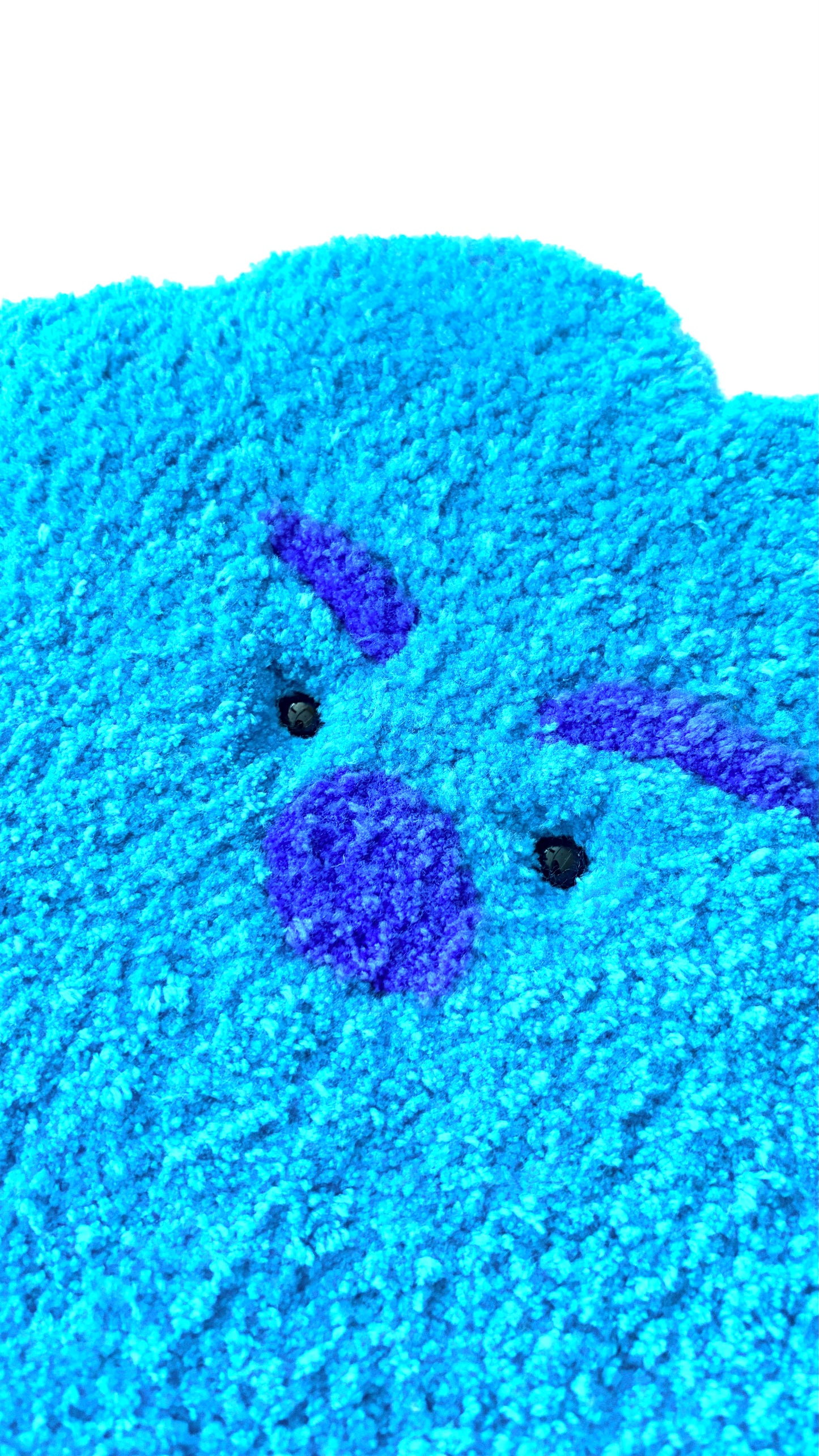 Tufting | Blue bear.
