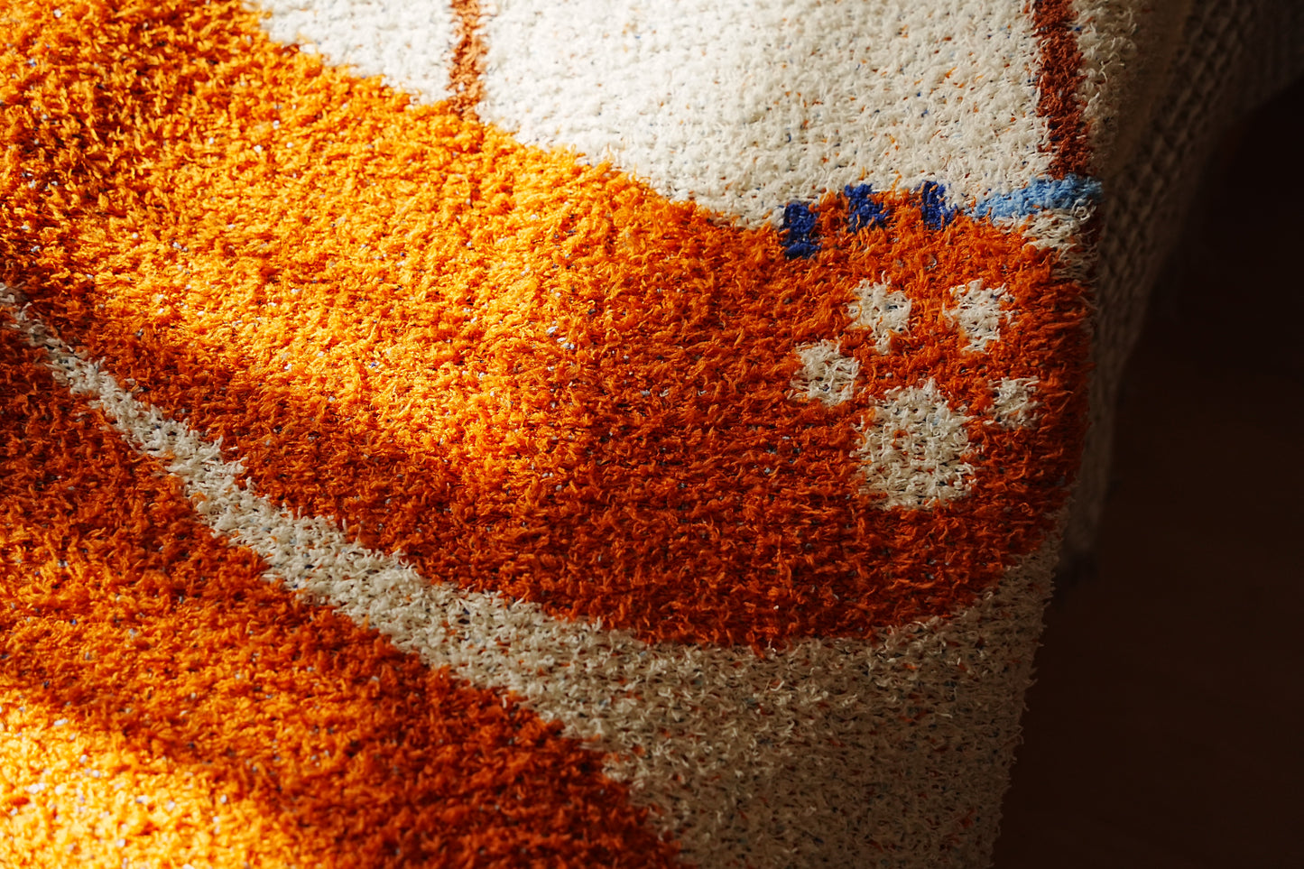 Blanket｜Stretching Cat